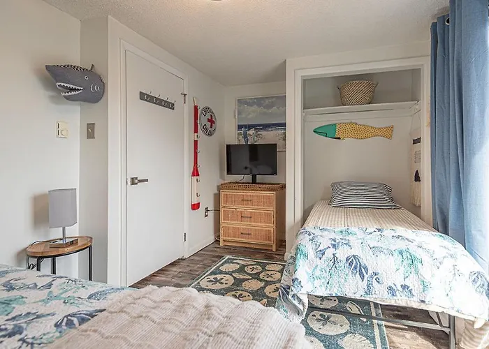 Holiday home Harbour Bay-cozy Canal-front - Pool & Water Views Ocean City