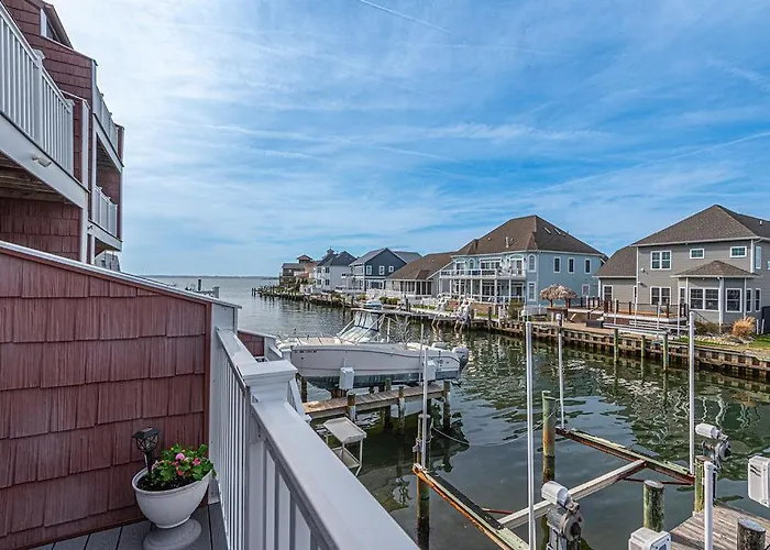 Harbour Bay-cozy Canal-front - Pool & Water Views Ocean City