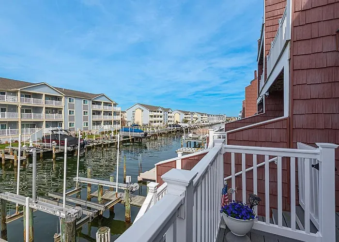 Harbour Bay-cozy Canal-front - Pool & Water Views Ocean City