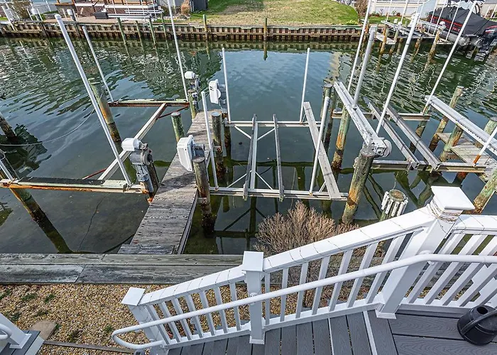 Holiday home Harbour Bay-cozy Canal-front - Pool & Water Views Ocean City