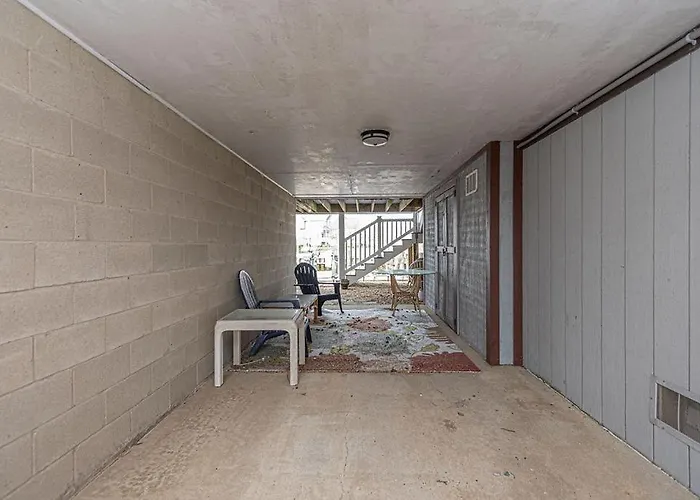 Holiday home Harbour Bay-cozy Canal-front - Pool & Water Views *
