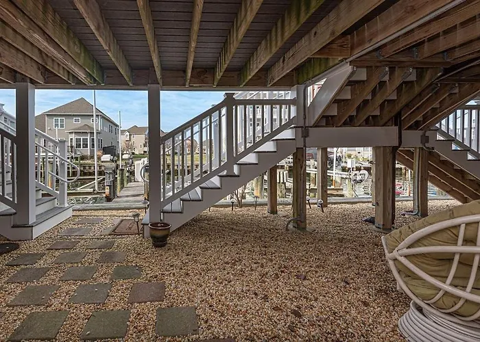Holiday home Harbour Bay-cozy Canal-front - Pool & Water Views *